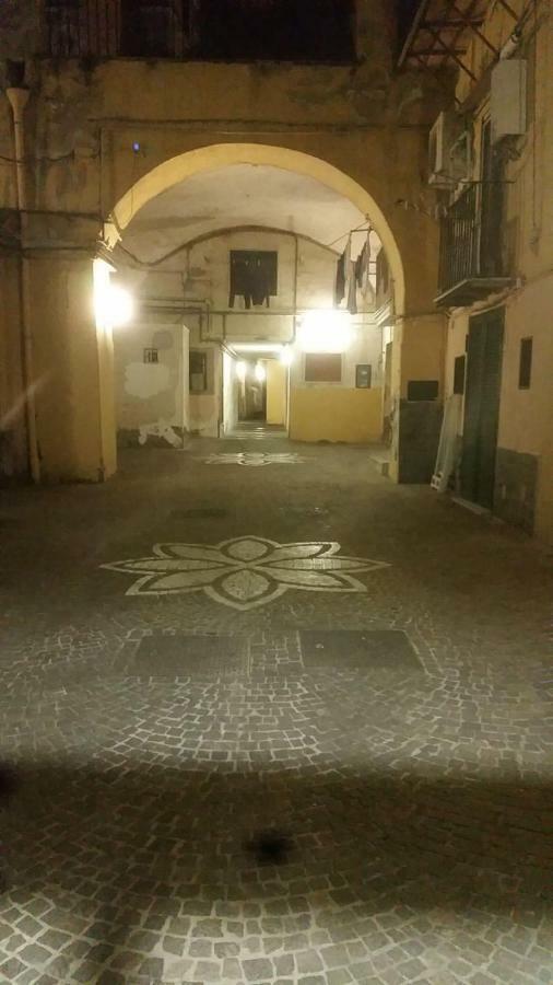 Il Volo Del Gabbiano Apartment Napoli Exterior foto